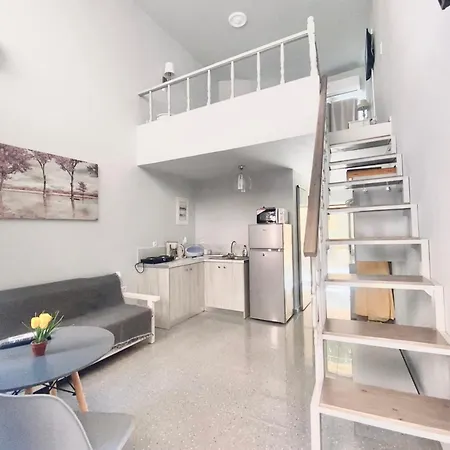 Florida & - Adults Only מלון דירות 2*