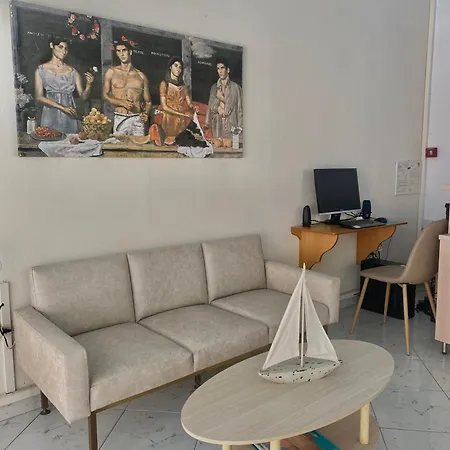 מלון דירות Florida & - Adults Only