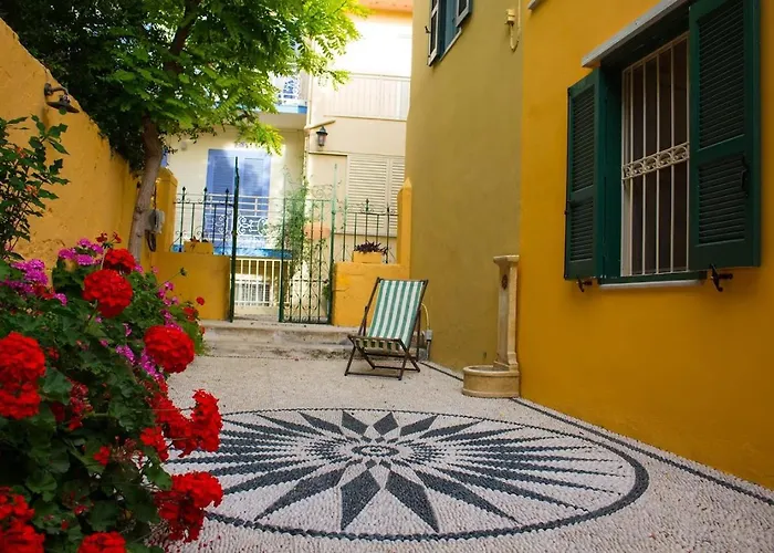 Ξενοδοχείο με διαμερίσματα Florida & - Adults Only 2*