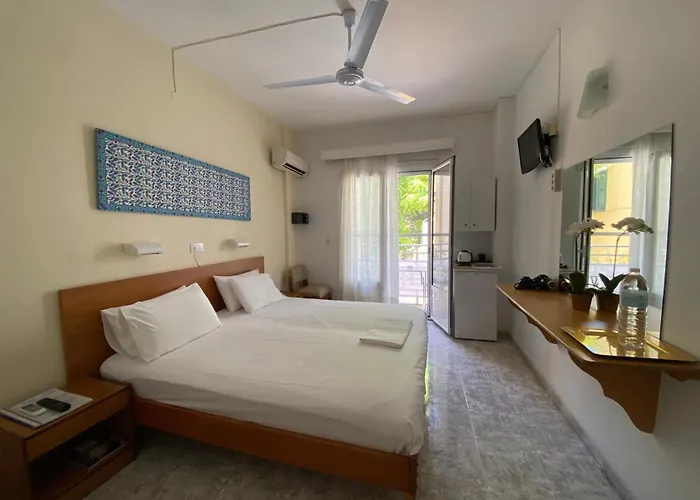 Ξενοδοχείο με διαμερίσματα Florida & - Adults Only 2*